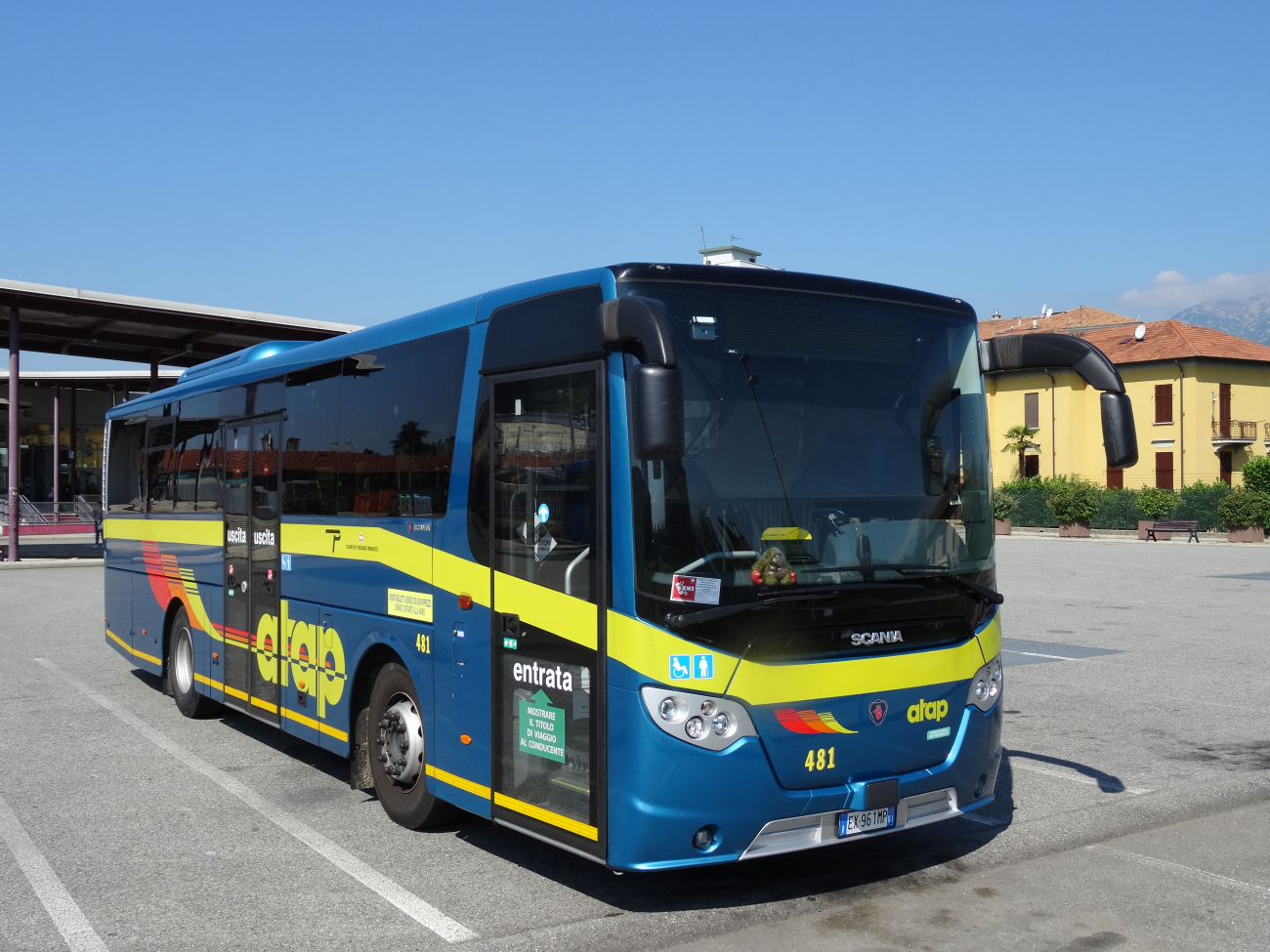 Biella, Scania OmniExpress 320 # 481