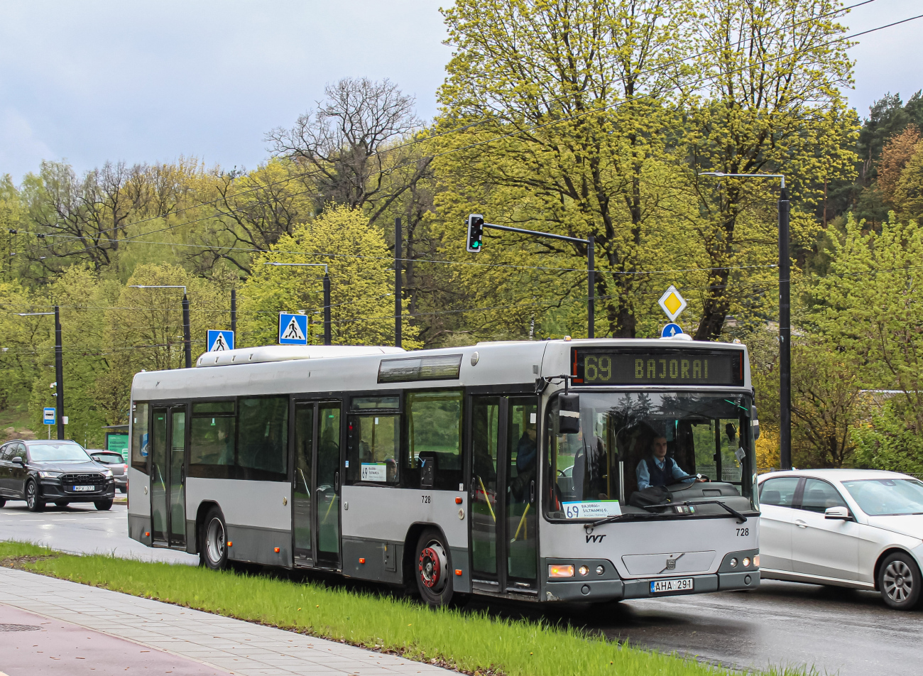 Vilnius, Volvo 7700 # 728