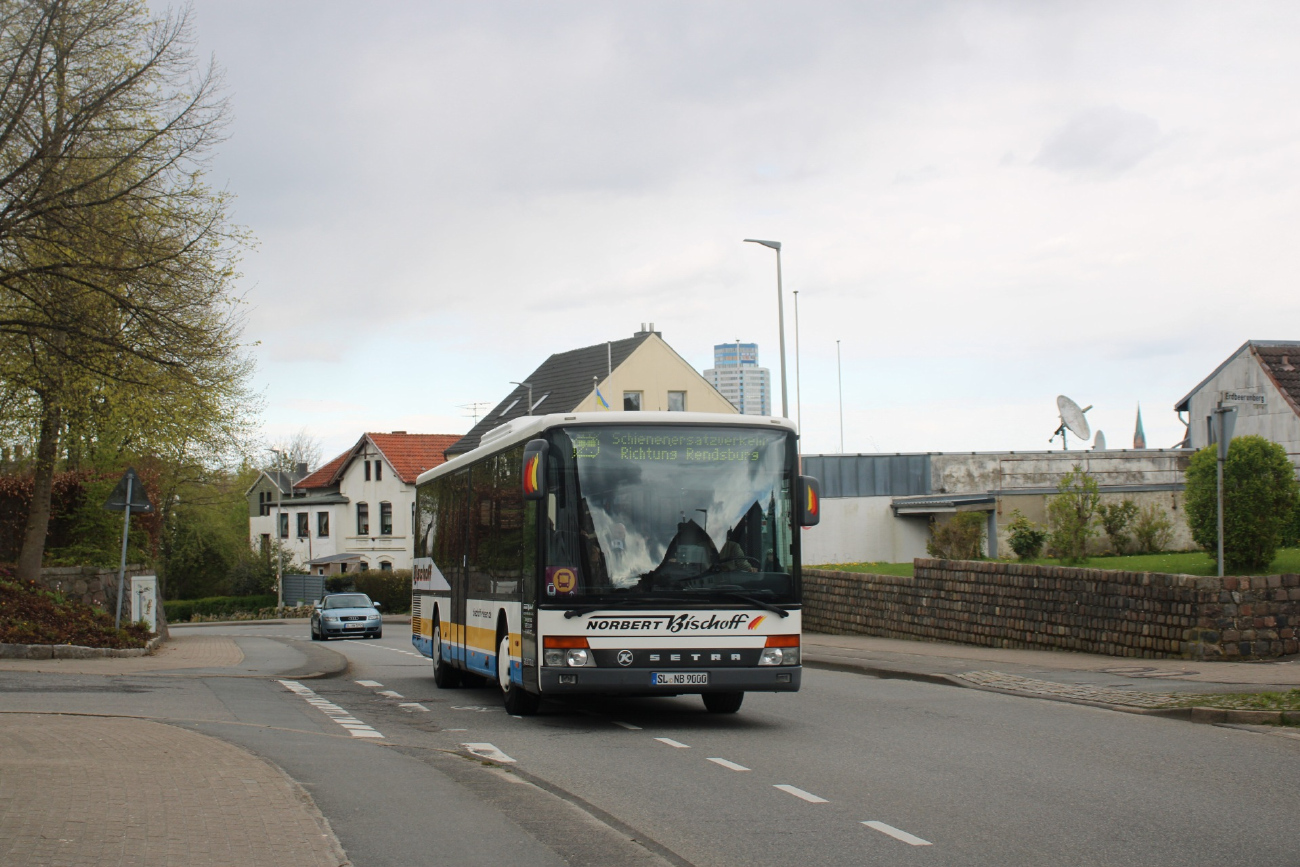 Schleswig, Setra S315NF # SL-NB 9000