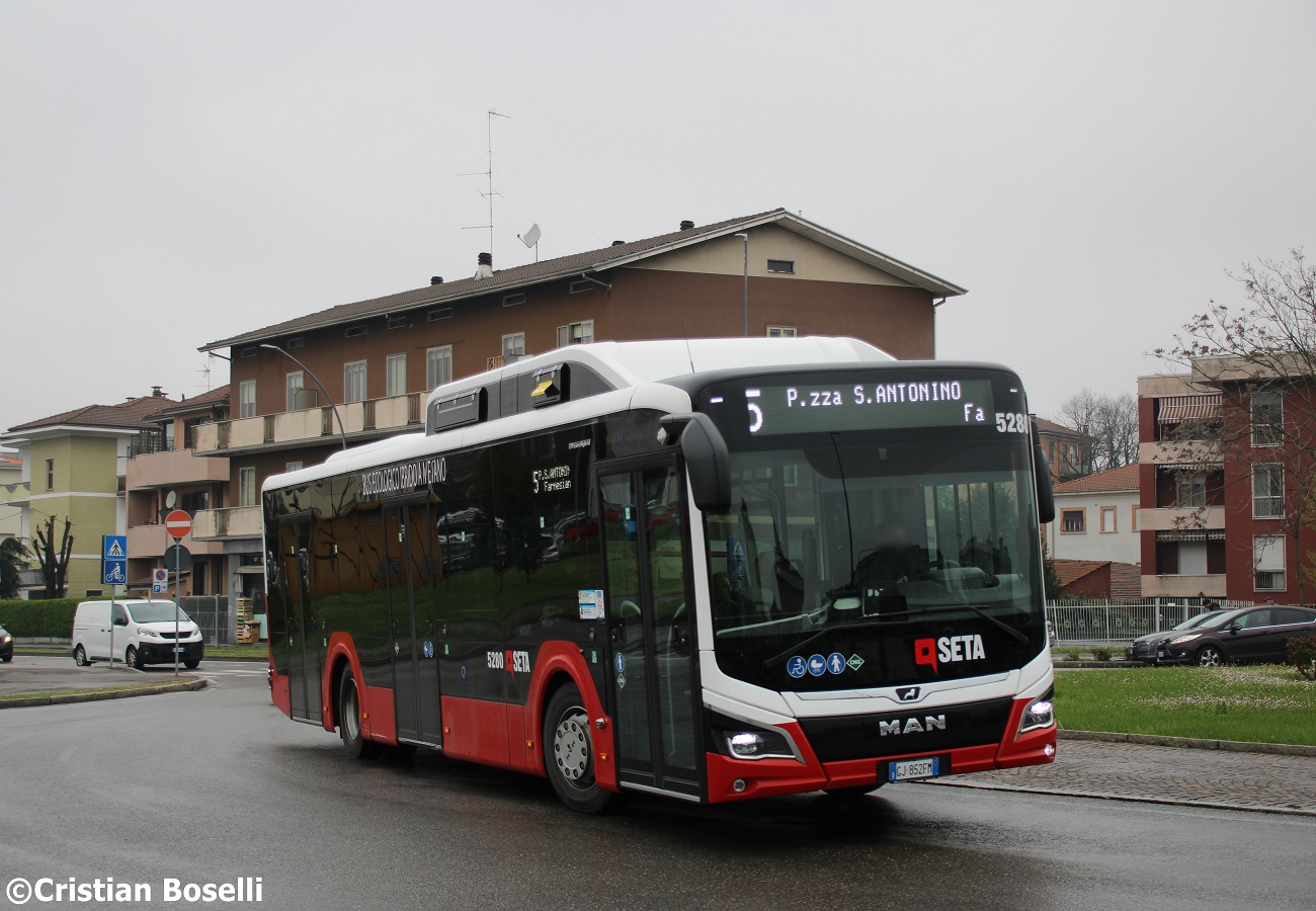 Piacenza, MAN 12C Lion's City NL280 EfficientHybrid # 5280