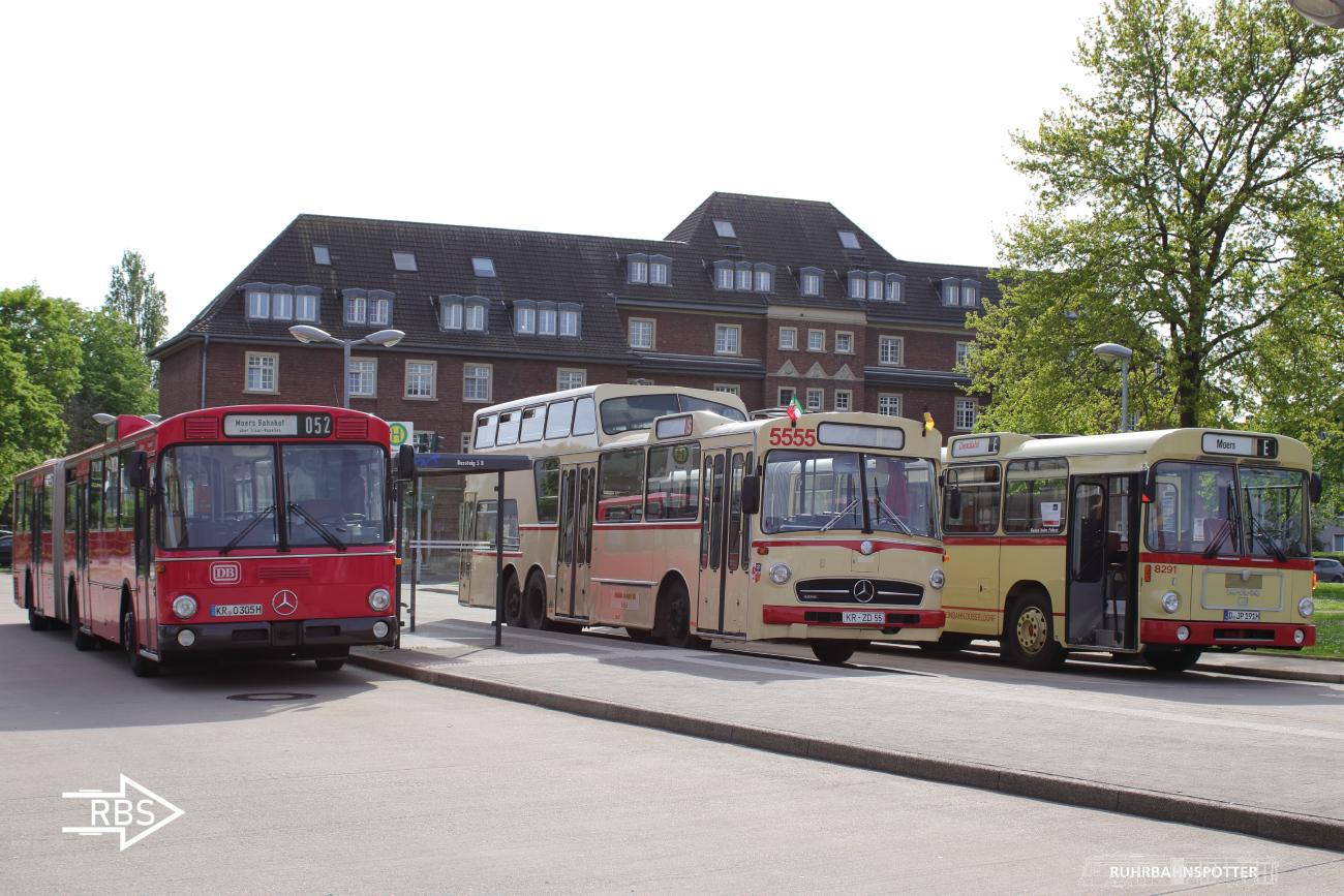 Essen, Mercedes-Benz/Ludewig O317 Anderthalbdecker nr. 3902; Düsseldorf, Göppel (MAN 187 SG192) nr. 8291; Krefeld, Mercedes-Benz O305G nr. KR-O 305H