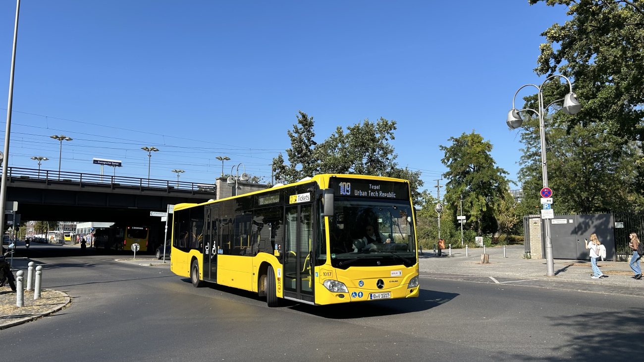 Berlin, Mercedes-Benz Citaro C2 # 1017