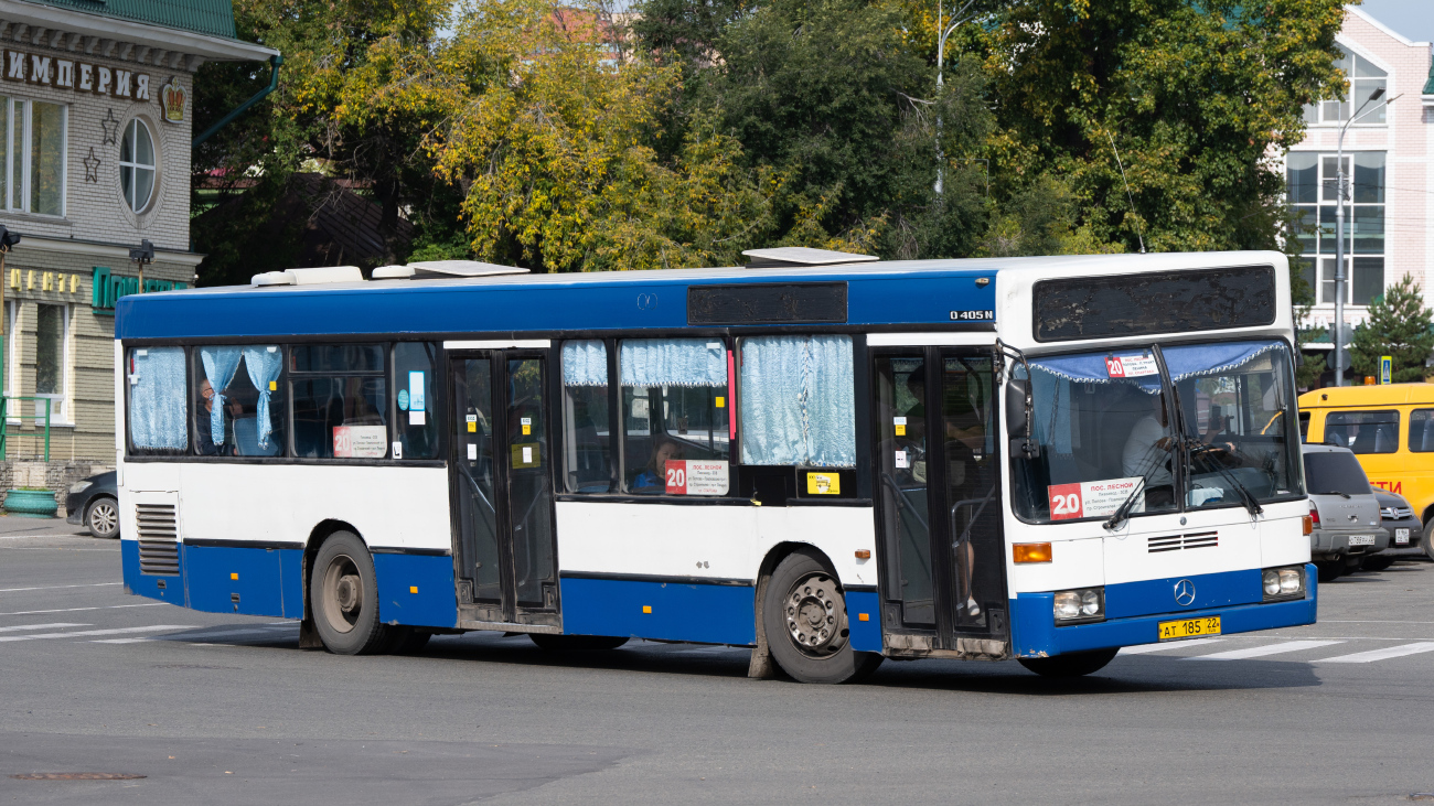 Barnaul, Mercedes-Benz O405N2 # АТ 185 22