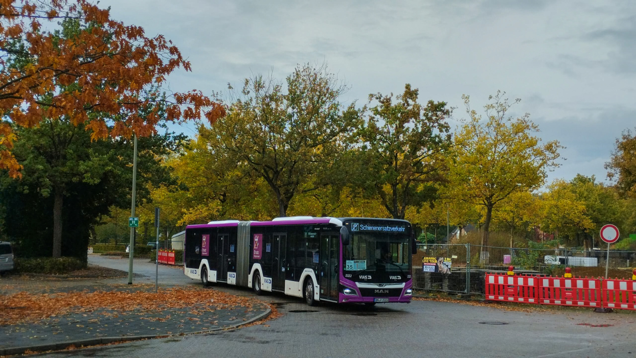 Düren, MAN 18C Lion's City NG360 EfficientHybrid # 2323