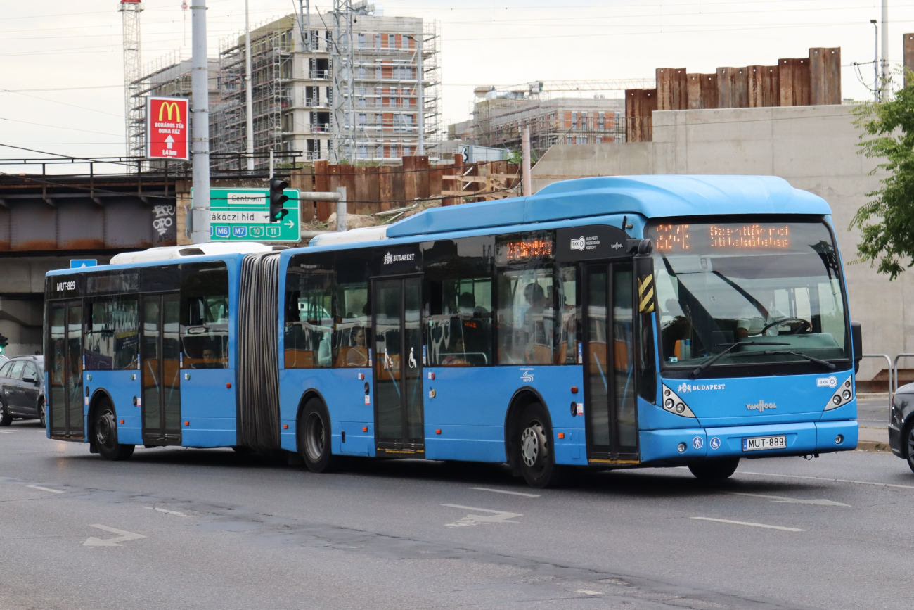 Budapest, Van Hool New AG300 # MUT-889