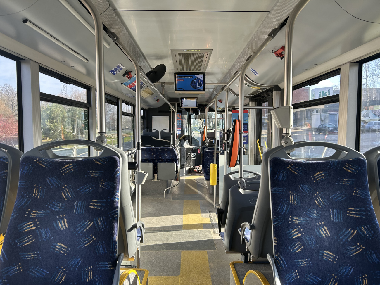 Vilnius, Solaris Urbino IV 12 # 4138