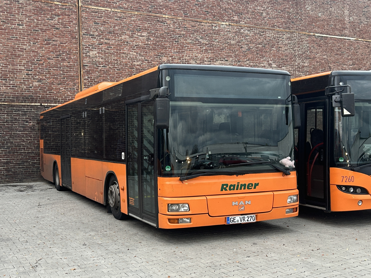 Gelsenkirchen, MAN A21 NL263 # GE-VR 270