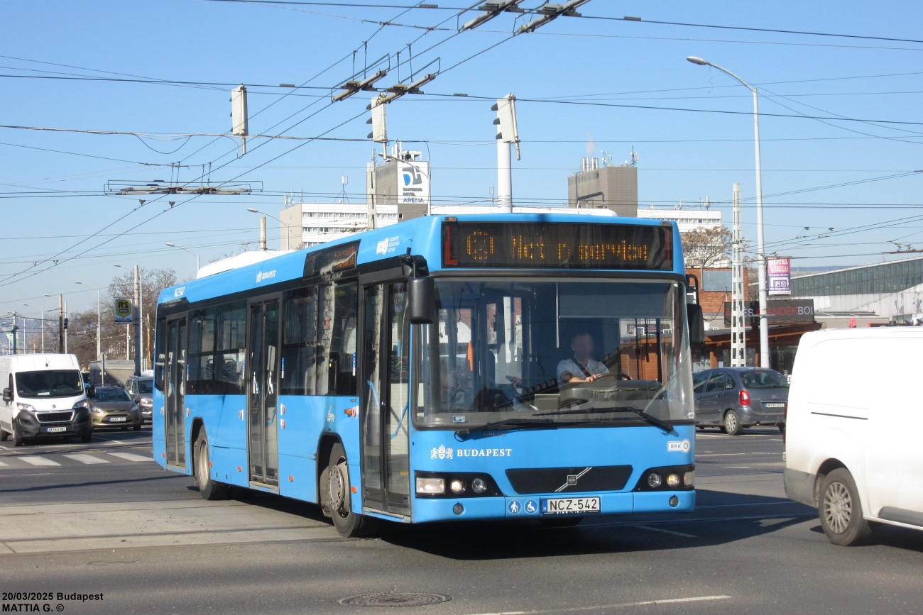 Budapest, Volvo 7000 # NCZ-542