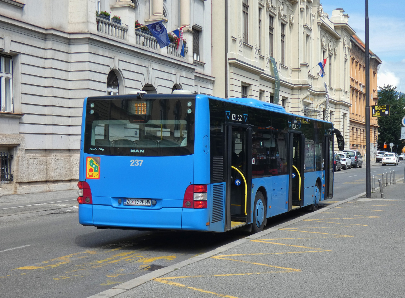 Zagreb, MAN A21 Lion's City NL363 # 237