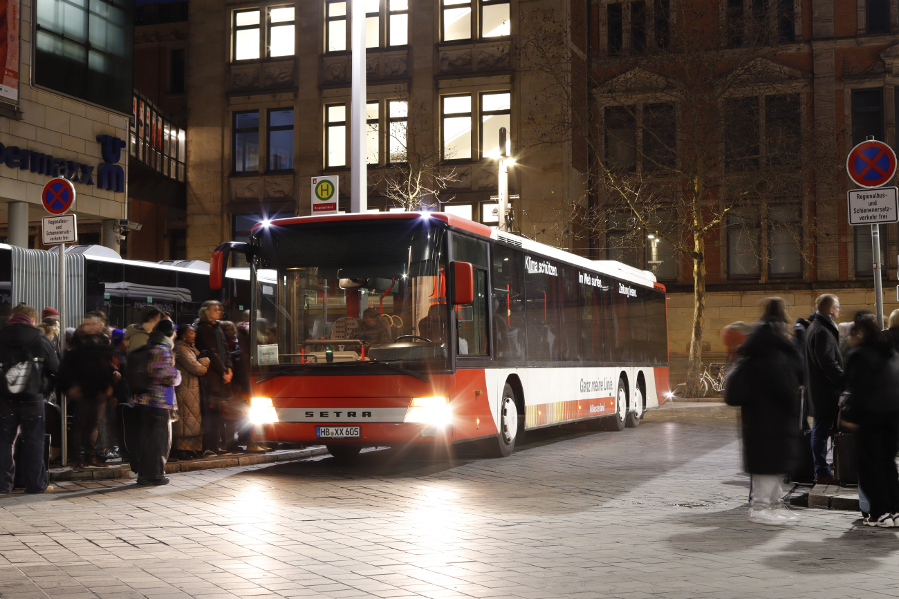 Bremen, Setra S319NF # HB-XX 605
